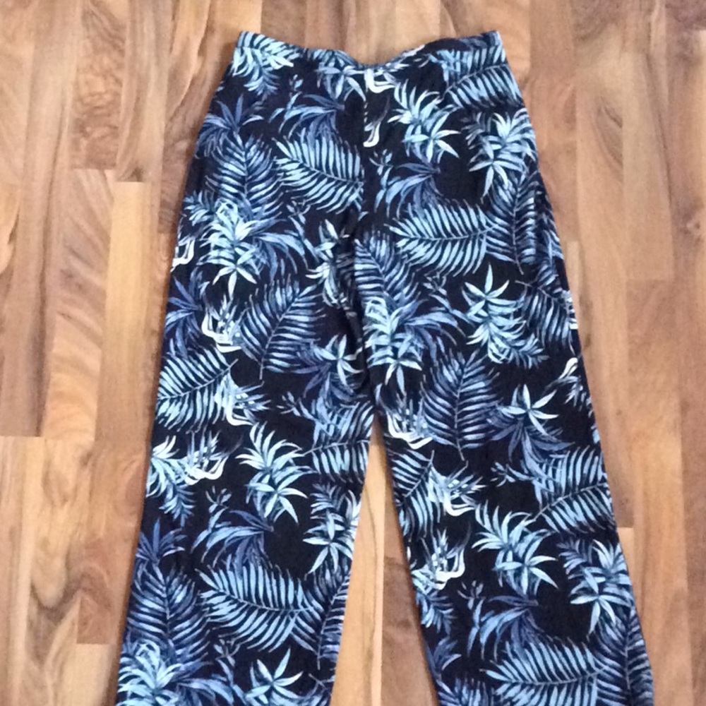Women’s pants - Picture 2 of 2